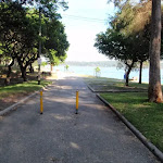 Path leading through Nielsen Park towards Shark Bay
