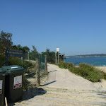 Track to Little Congwong Beach, near La Perouse