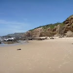 Low tide at Caves Beach